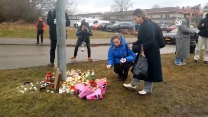 Flores y velas por los fallecidos en el atentado de Suecia