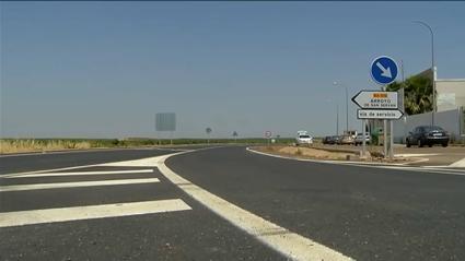 La carretera BA-012 de Almendralejo a Arroyo de San Serván se cortará al tráfico esta semana