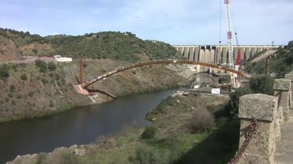 Avanzan las obras del nuevo Puente de Alcántara