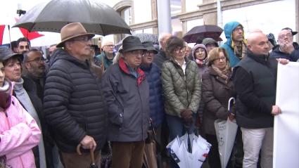 Cerca de 400 personas se manifiestan esta tarde en Plasencia en defensa de un transporte ferroviario digno 