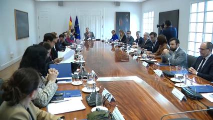 El Gobierno explica que los cortafuegos actuaron y sitúa la primera oscilación probablemente en Extremadura