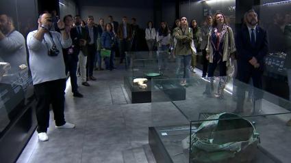 El Museo Arqueológico de Badajoz recibe la visita 580 personas en el primer fin de semana de la Sala de Protohistoria