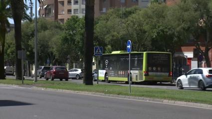 El autobús urbano será gratuito en Badajoz hasta los 14 años durante el resto de 2025