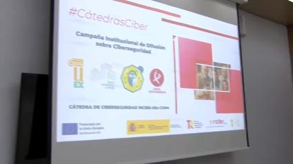 Canal Extremadura y la UEX se unen para concienciar sobre ciberseguridad