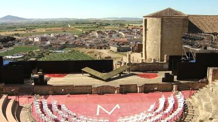 Escenografía de 'Coriolano' en el teatro romano de Medellín