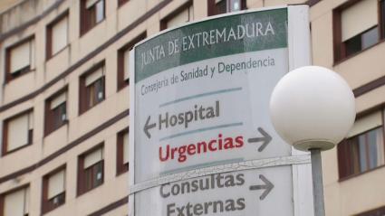 Cuatro mujeres heridas en una colisión entre dos coches en la Ex-209 en Esparragalejo