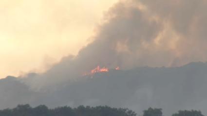 Las tormentas descargan más de 700 rayos en Extremadura provocando hasta 17 incendios forestales simultáneos