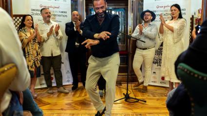 Fin de fiesta en la rueda de prensa de presentación del concurso en Las Tres Campanas de Badajoz