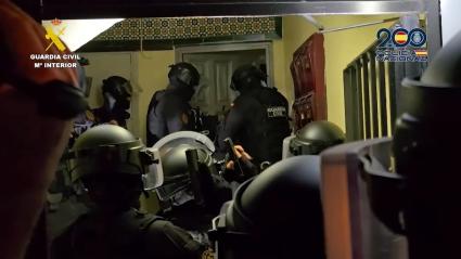 Agentes de la Policía Nacional y de la Guardia Civil desarticulan en Sevilla a una de las bandas de aluniceros más activas de Andalucía Occidental