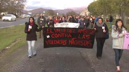 Manifestación el Aldeanueva del Camino el 25N