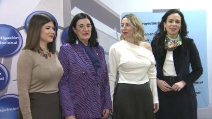 La presidenta de la Junta en funciones, María Guardiola, participa en Cáceres en el acto conmemorativo del Día Internacional de la Mujer y la Niña en la Ciencia