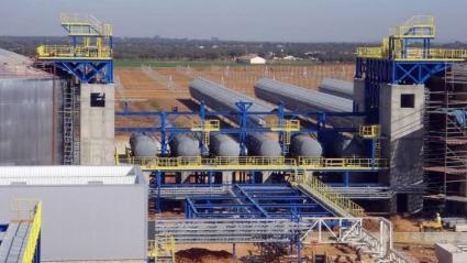 Planta termosolar Extresol 1-3, ubicada en el término municipal de Torre de Miguel Sesmero