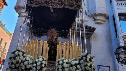Salida de la Virgen de la Soledad en Badajoz