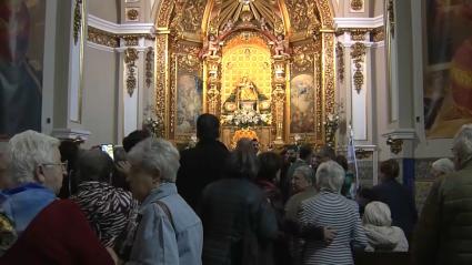 Romeros en Plasencia junto a la Virgen del Puerto