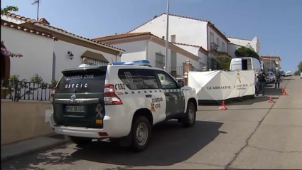 La Guardia Civil vuelve a la casa del autor confeso del crimen de Manuela Chavero