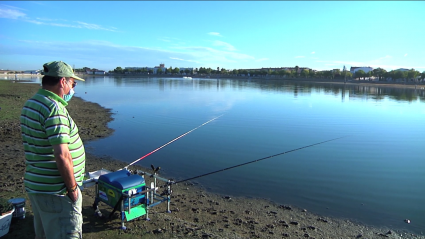 día de pesca en en la charca del casar