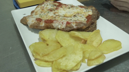 Milanesa napolitana