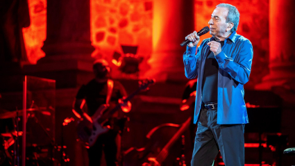 El cantante José Luis Perales ofrece el primero de sus dos conciertos en el marco del Stone Music Festival, este domingo en Mérida.