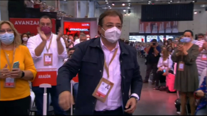 Guillermo Fernández Vara en el 40º congreso del PSOE