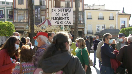 Protesta en la plaza de España de Mérida