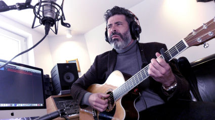 ALBERTO IZAL -MUÉVETE
