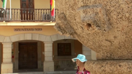 Fuente sin agua en Madrigal de la Vera