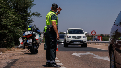 Agente en un control de tráfico