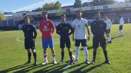 Foto protocolaria antes del UPP-Pueblonuevo del pasado domingo.