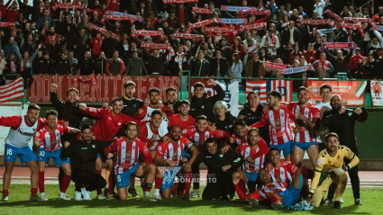 El Don Benito celebra la victoria en el derbi de las Vegas Altas.