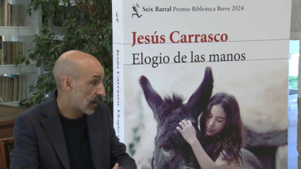 Jesús Carrasco publica 'Elogio de las manos'