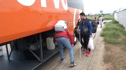 Afiliados de la ONCE parten desde Badajoz al Camino de Santiago