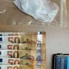 Policía Nacional detiene a una persona con cocaína y una báscula de precisión entre sus pertenencias