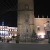 Árbol navideño instalado en la Plaza de España de Badajoz, preparado para el encendido de la Navidad