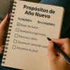 Libreta con propósitos de año nuevo