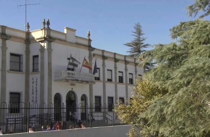 Dos de los tres alumnos que dieron positivo en tuberculosis en un colegio de Badajoz, han desarrollado la enfermedad