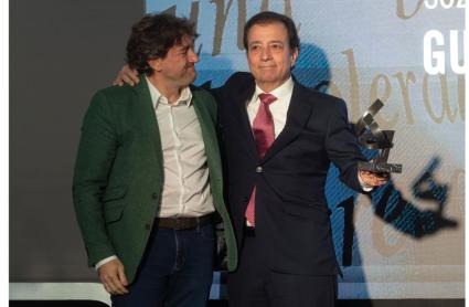 Guillermo Fernández Vara recibe el Premio Ramón Rubial a la Defensa de los Valores Socialistas