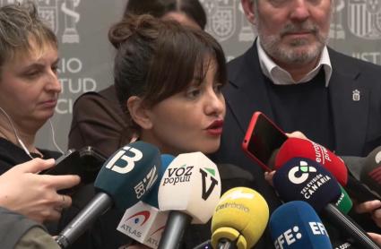 La ministra de Juventud e Infancia ve "absolutamente razonable" las demandas de los educadores sociales tras el caso de Badajoz