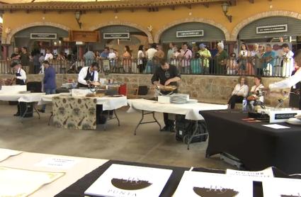 Cortadores de jamón se enfrentarán este domingo en un concurso en Jerez de los Caballeros