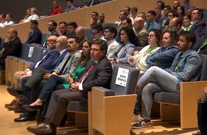 Mérida reune a más de 300 empresarios para poner en común las buenas prácticas en los negocios 