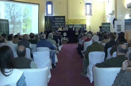 Comienza el Salón del Jamón y la Dehesa de Jerez de los Caballeros