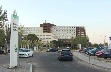 Herido un motorista de 49 años ras colisionar con un coche en Badajoz