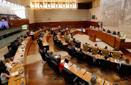 Vista general del debate sobre el Estado de la Región de Extremadura, en la Asamblea de Extremadura, a 26 de junio de 2025