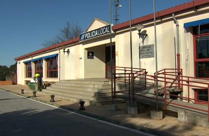 Exterior de la Comisaría de la Policía Local de Cáceres