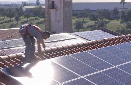 Cada vez más municipios extremeños crean comunidades energéticas