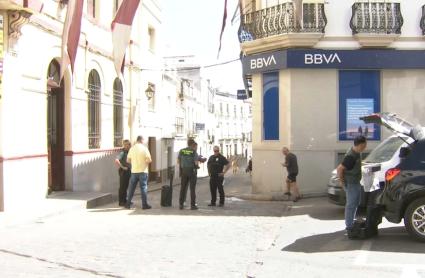 Investigan el robo de armas en Alburquerque