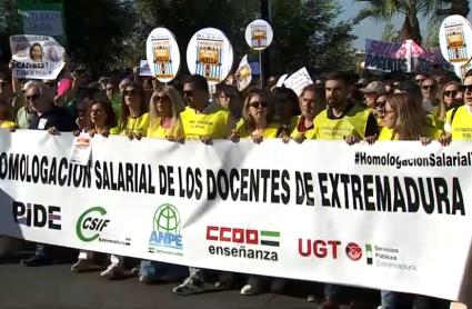 Desconvocada la huelga de Educación