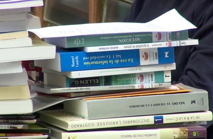 La Asamblea abre su biblioteca