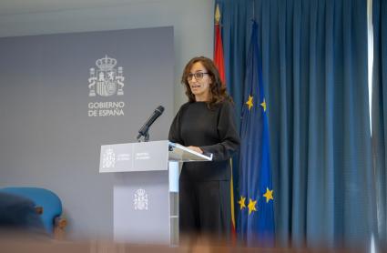 La ministra de Sanidad, Mónica García, ofrece declaraciones a la prensa