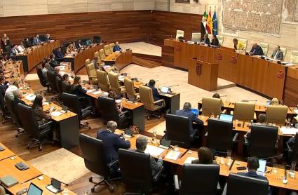 Asamblea de Extremadura durante la votación de la Ley de Concordia