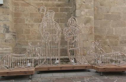 Belén navideño instalado en Cáceres, preparado para la inauguración de la iluminación